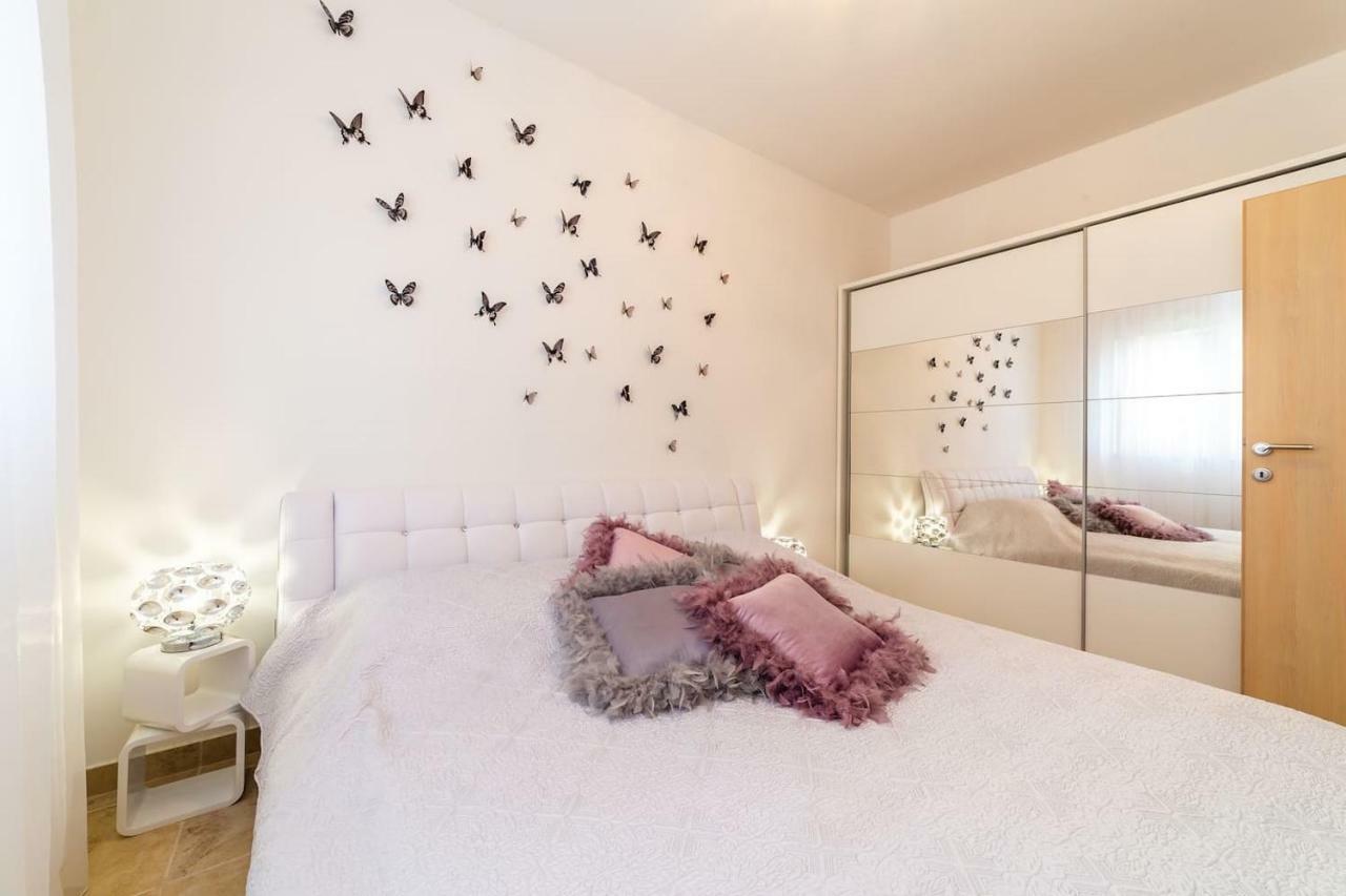 Ln New Apartment Σπλιτ Εξωτερικό φωτογραφία